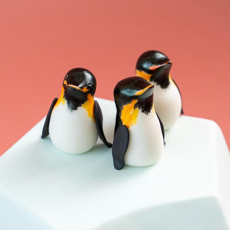 Customized Penguin Cake CAKE ME
